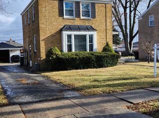 1433 Bristol Ave, Westchester, IL 60154