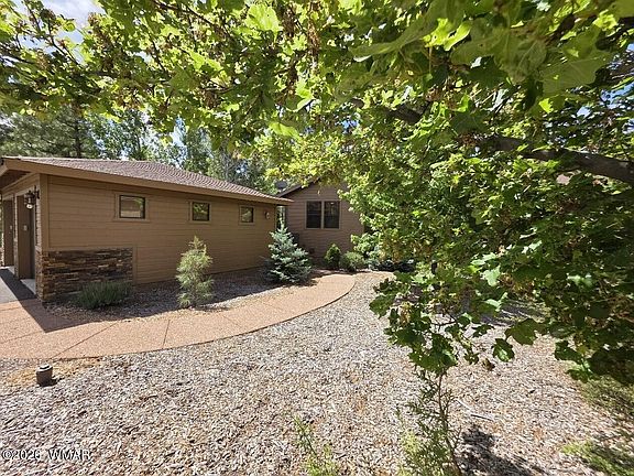 3rd image of 3120 W Black Oak Loop