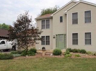 338A Marengo Rd, Harvard, IL 60033