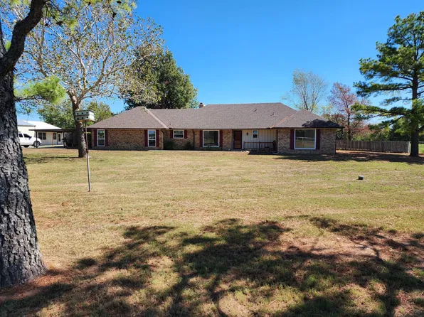104446 Eastridge Dr, Prague, OK 74864