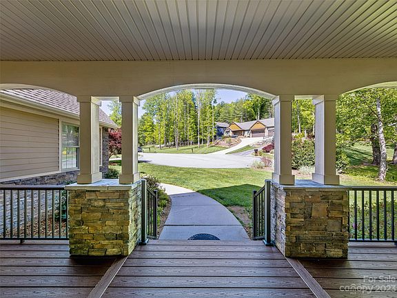 5th image of 294 Holly Haven Ct
