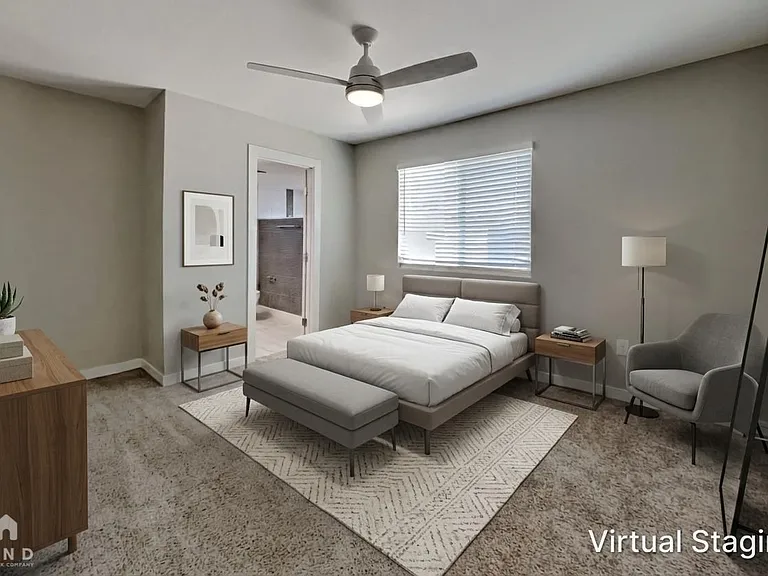 227 W Kerry Ln — Photo 5