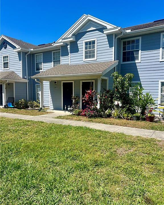 14870 Pleasant Bay Ln, #1206.
Front of building and front door.