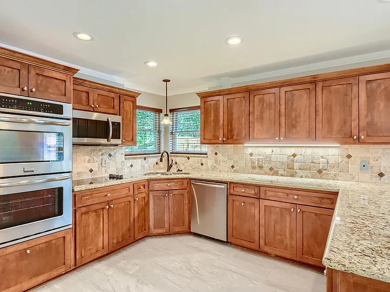 7417 La Sobrina Dr — Photo 7