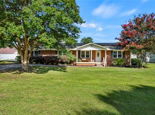 105 Lee Dr, Williamston, SC 29697