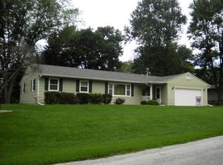 3025 54th St, Moline, IL 61265