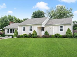 15 Chedell Ave, East Providence, RI 02914