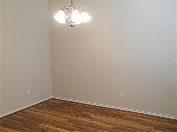 2nd image of 4726 B Harvard Ave
