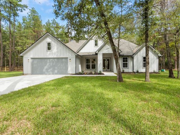 11193 Wildwood Ln, Plantersville, TX 77363