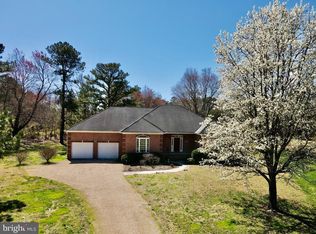 147 Sir Guy Dr, Weems, VA 22576