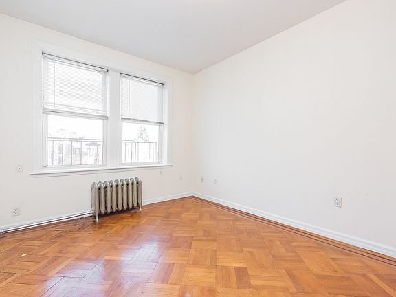 2nd image of 23-86 24th St #3BB