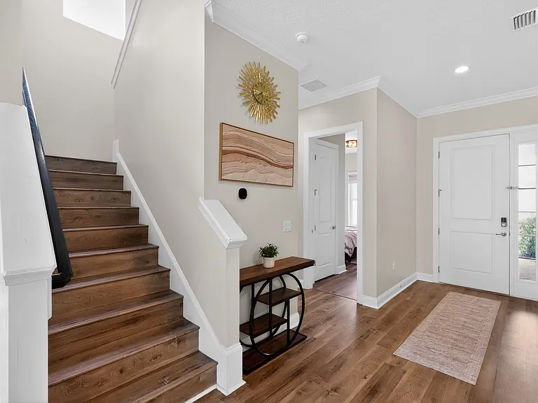 98 Permit Ct — Photo 4