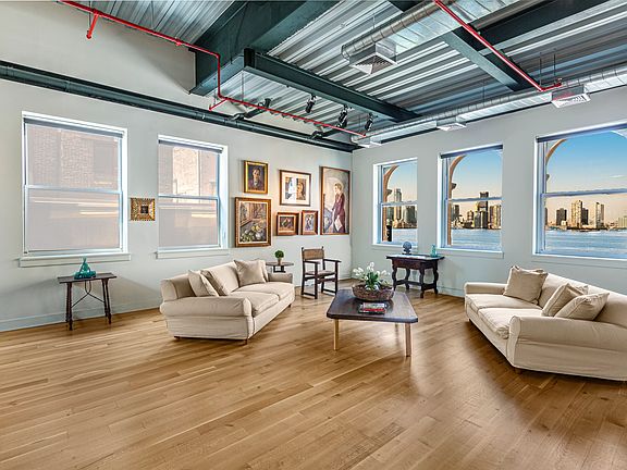 4th image of 481 Washington St APT 7S