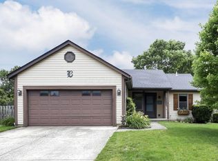 384 Sandburr Dr, Columbus, OH 43230