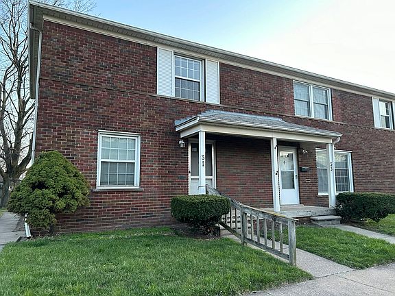 2nd image of 33 White St