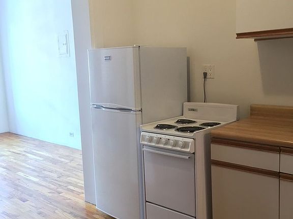 4th image of 66 W 10th St APT 14
