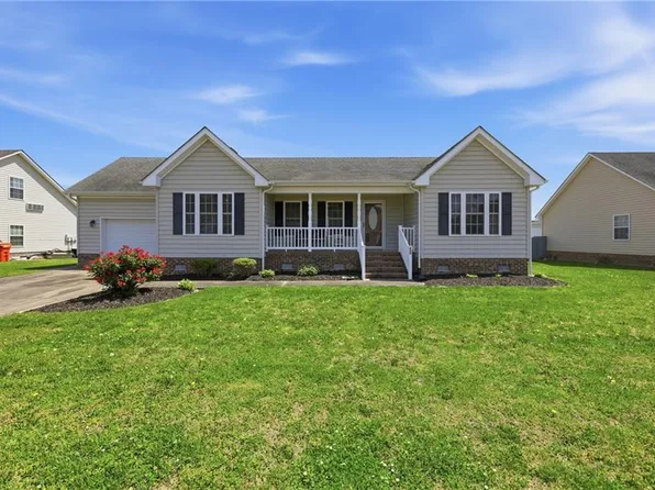 808 Compass Dr, Elizabeth City, NC 27909