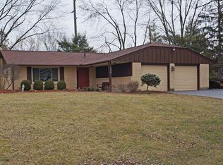 490 Clareridge Ln, Dayton, OH 45458