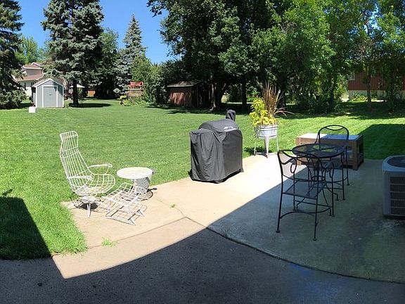 2nd image of 2127 Elmwood Dr