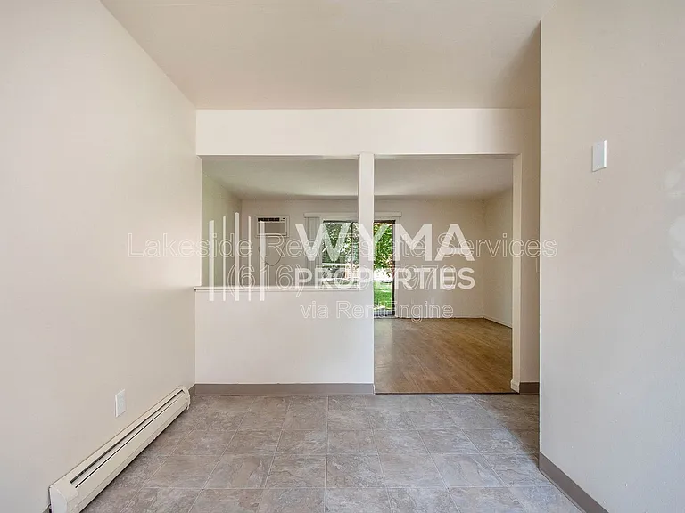 1009 36th St SW — Photo 22