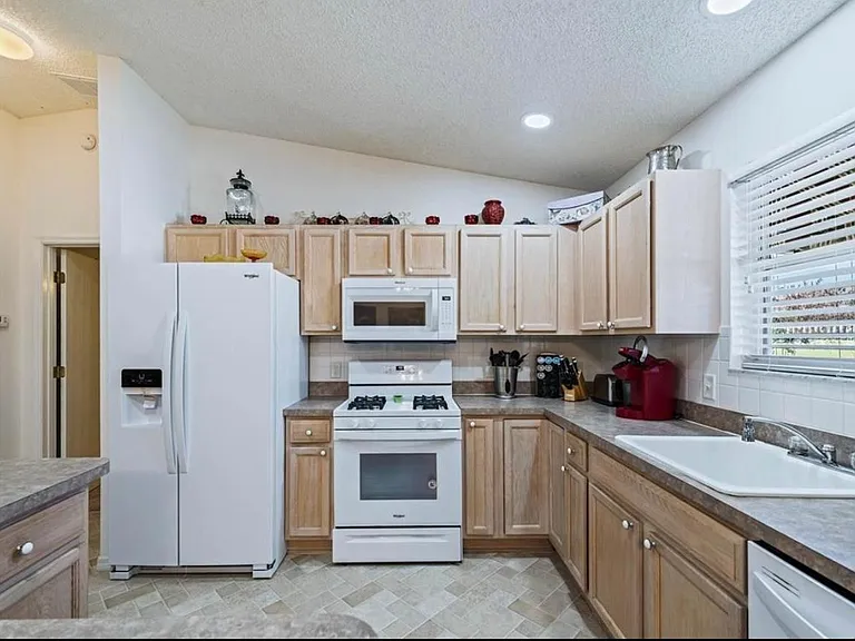 17766 SE 91st Poplar Ter — Photo 7