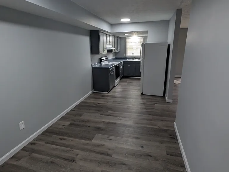 2005 Cambridge Dr #1 — Photo 10