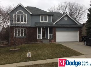 1021 Hickory Hill Rd, Papillion, NE 68046