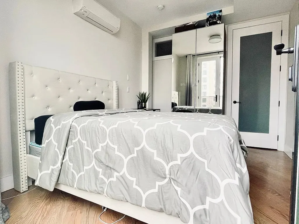 4 bed, 4.0 bath, 1100 sqft, $1,270 — Photo 3