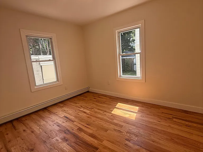 207 Hansbury Ave #1F — Photo 8