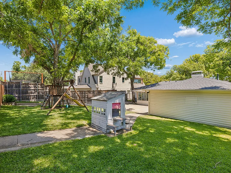 9503 Buxhill Dr — Photo 23