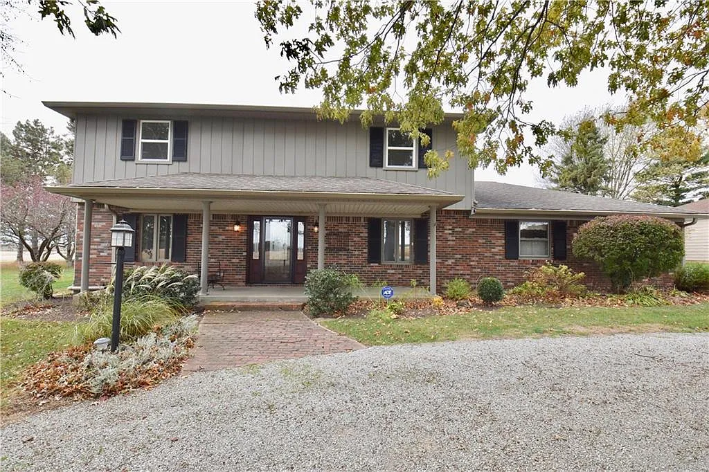 10706 N State Road 75 photo 1