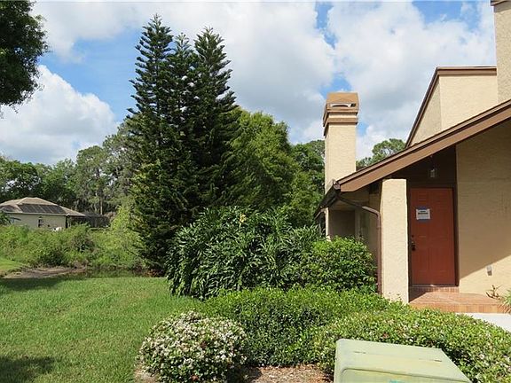 4th image of 2334 Village Green Blvd