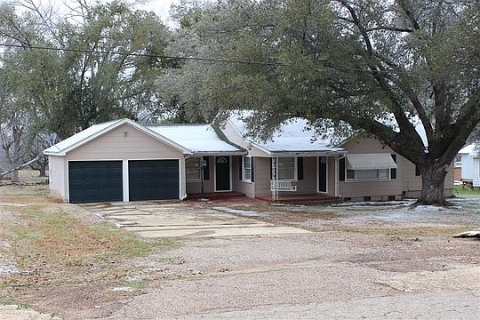 1st image of 223 Texas St