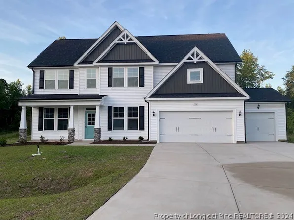 1816 Bahan Ct, Fayetteville, NC 28312