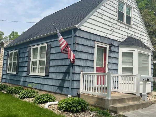 716 N 10th St, Clear Lake, IA 50428