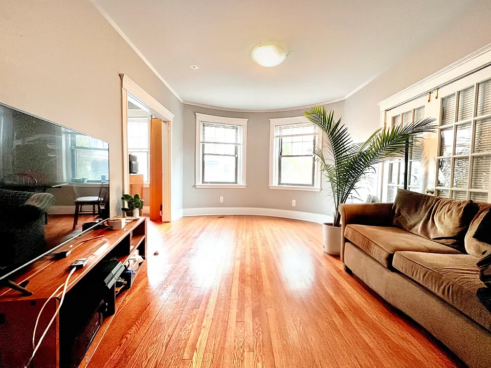 48 Englewood Ave #1