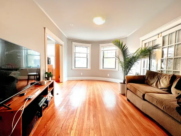 48 Englewood Ave, Brighton, MA