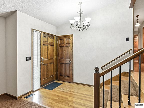 3rd image of 9259 Berry St