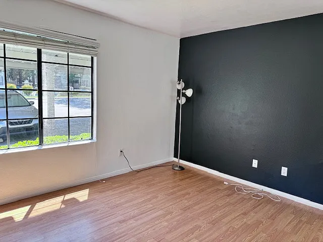 14996 Avenida Venusto #25 — Photo 9