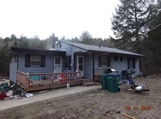 909 Ashburnham St, Fitchburg, MA 01420