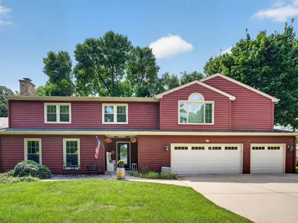 624 Virginia Ct, Naperville, IL 60540