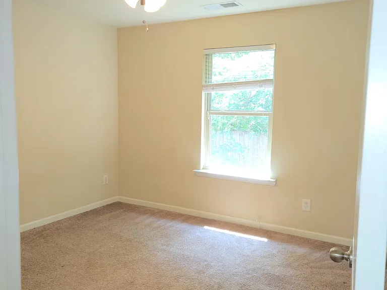 3524 Castleberry Village Cir — Photo 13