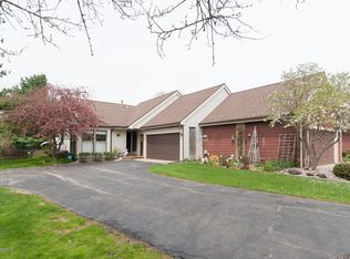 4697 Foxfire Trl, Portage, MI