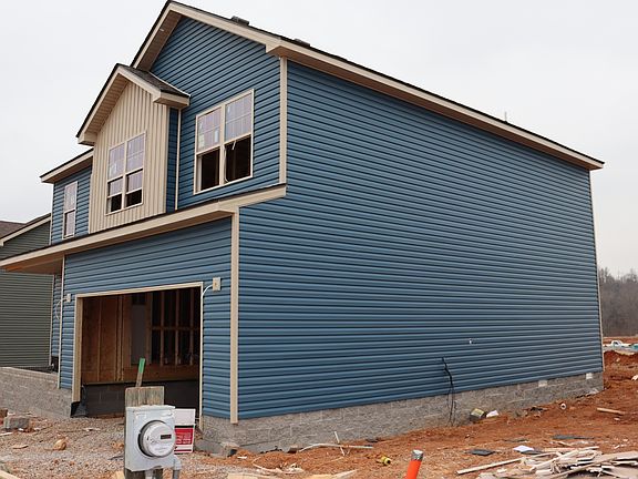 4th image of 197 Chalet Cir