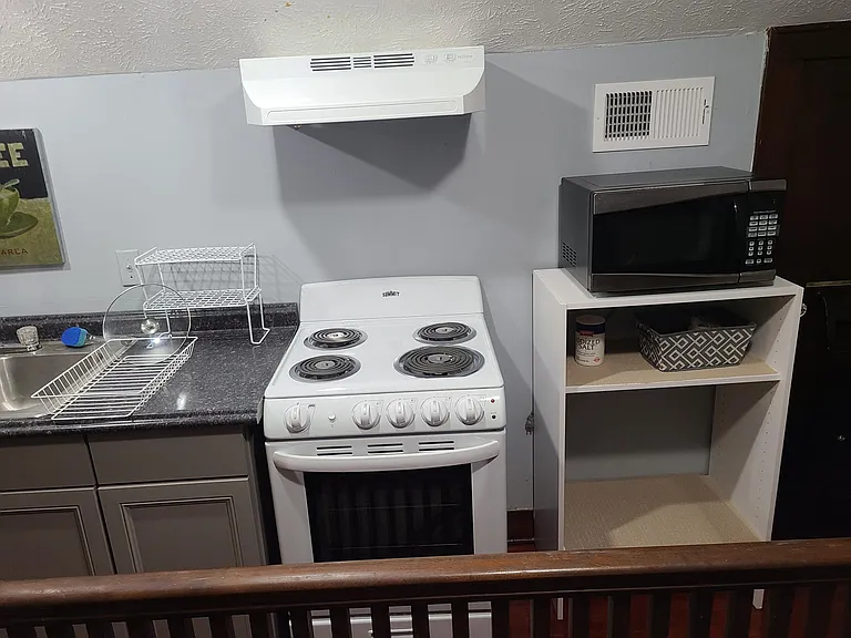 314 Westwood Ave #B — Photo 4