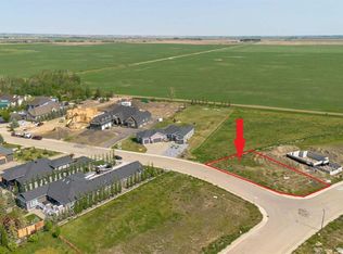 292 Muirfield Cres, Wheatland County, AB T0J1Y1