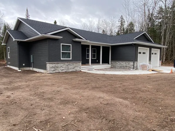 17391 S Daisys Way, Kinross, MI 49752