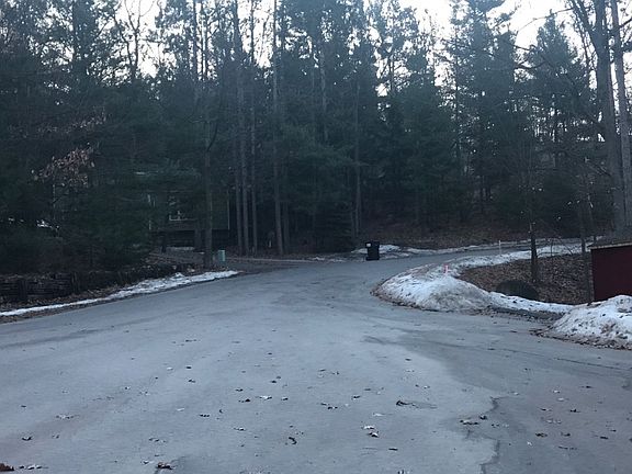 4th image of 2408 Pine Hill Ct