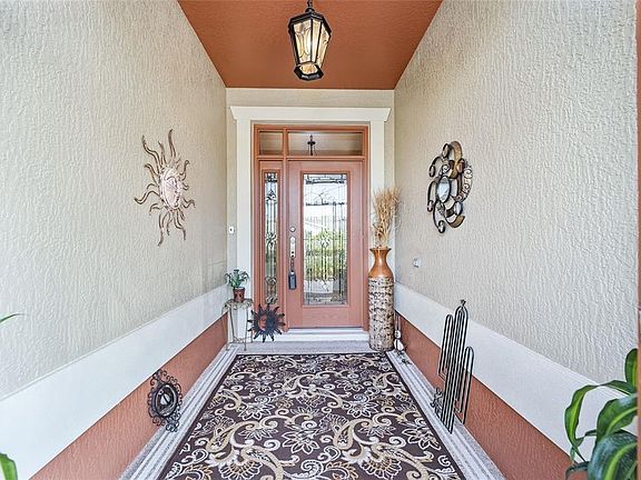 2nd image of 912 Misty Ct