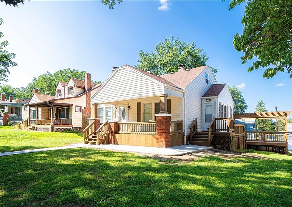 2833 Renick St, Saint Joseph, MO 64507 MLS 2452693 Zillow